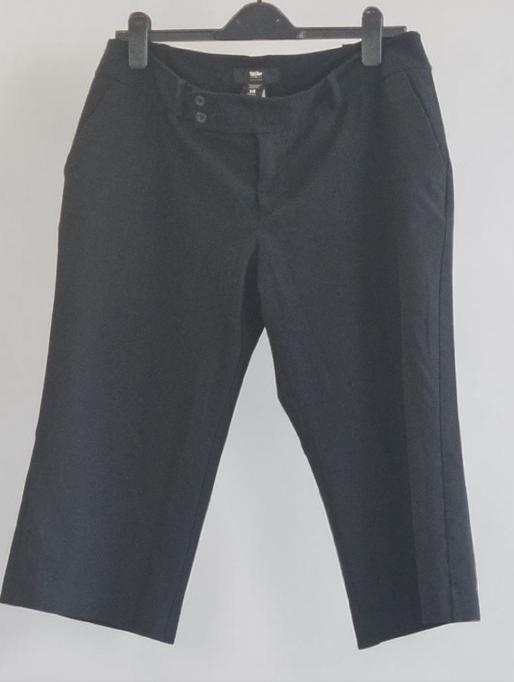 Mossimo Supply Co. Black Cropped Capri Pants